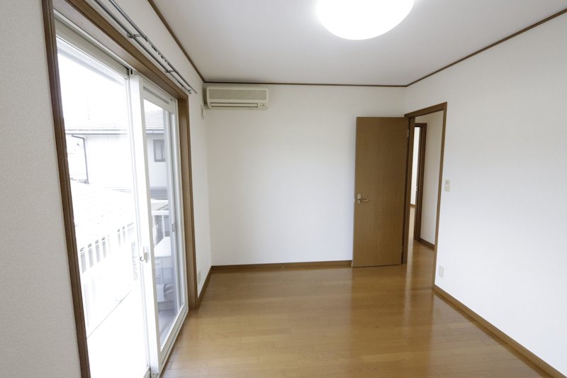 桜川市真壁町田　中古戸建 内観写真（リビング以外の居室）