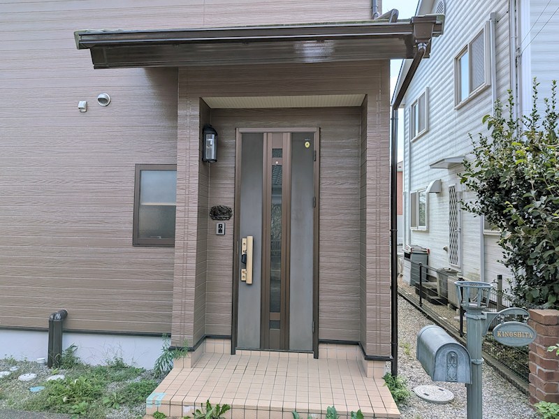 つくば市花畑１丁目　中古戸建 現地写真（玄関）