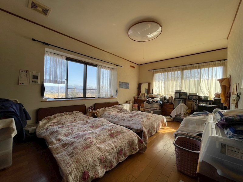 安曇野市穂高有明　中古戸建 内観写真（寝室）