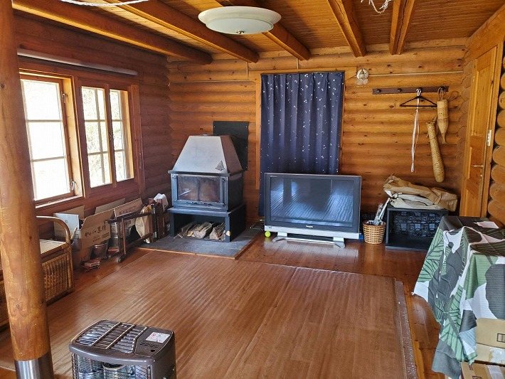 佐久市春日　中古戸建 内観写真（リビング以外の居室）