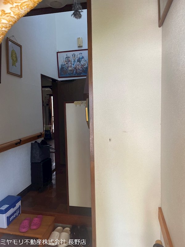 長野市富竹　戸建 現地写真（玄関）