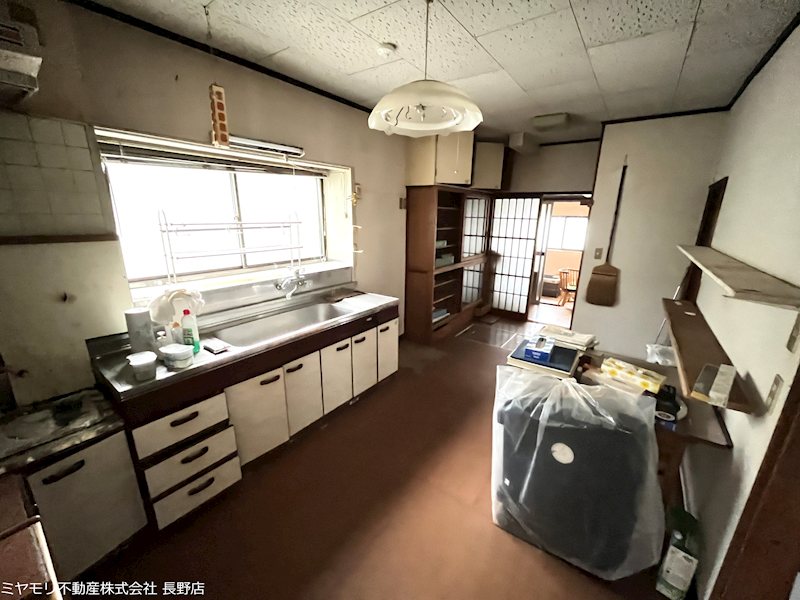 須坂市須坂　中古戸建 内観写真（キッチン）