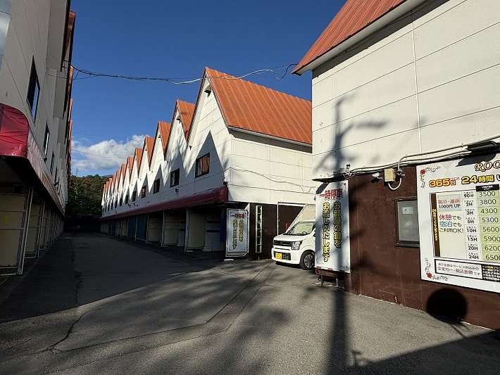 小諸市西原　事業用建物 現地写真
