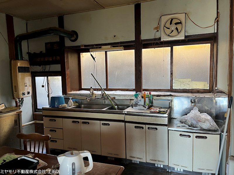 上田市材木町　中古戸建 内観写真（キッチン）
