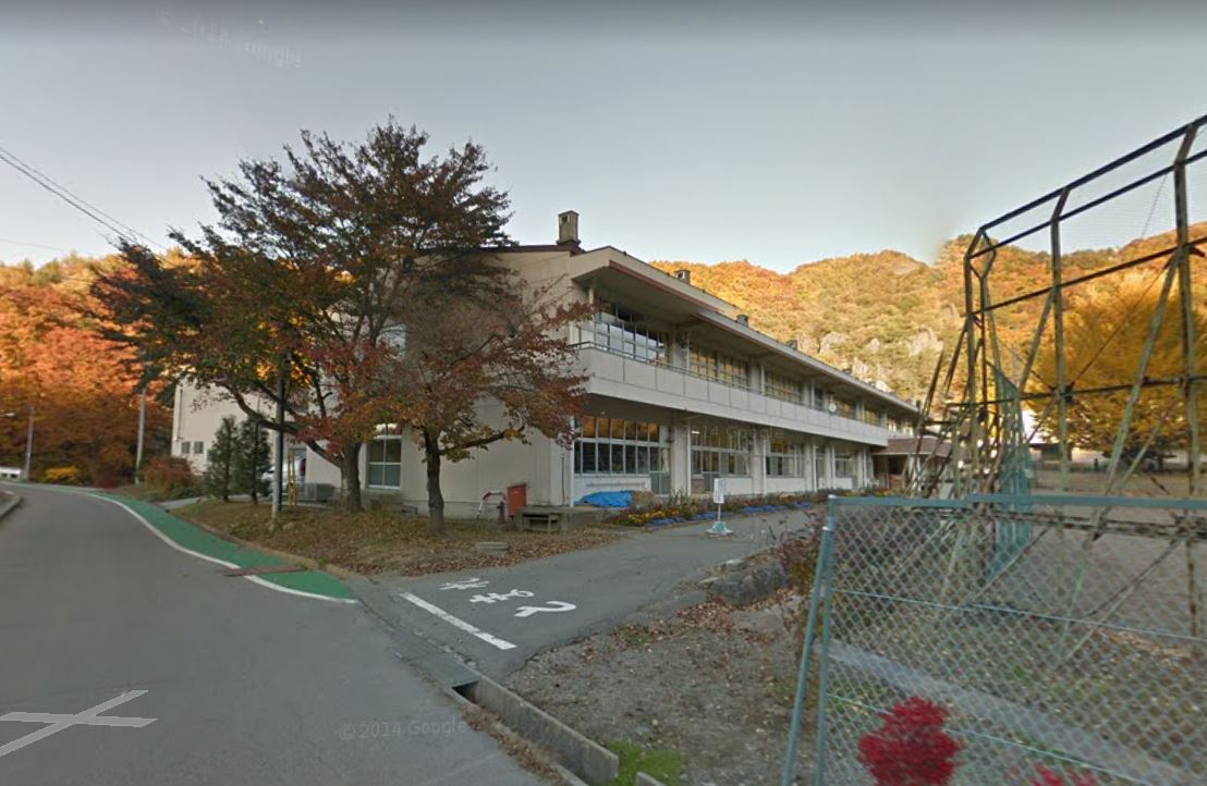 小海町豊里　土地 小学校