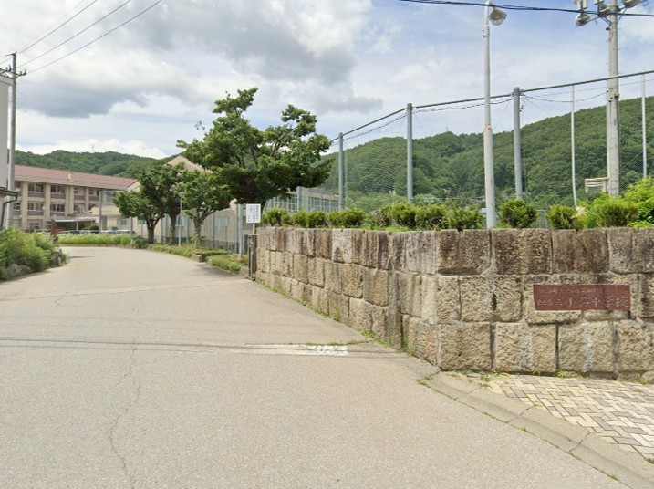 小海町豊里　土地 中学校