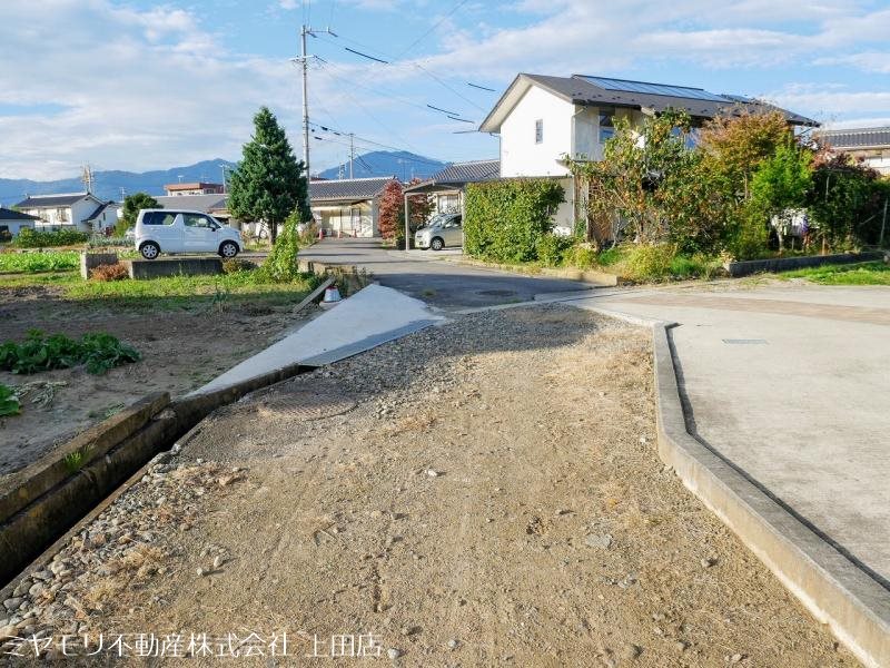 上田市国分　土地 現地写真