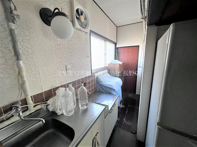 千曲市内川　中古住宅 内観写真（キッチン）