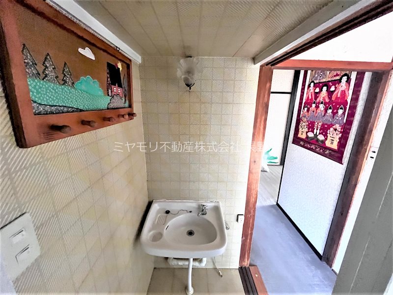 千曲市内川　中古住宅 内観写真（洗面台・洗面所）