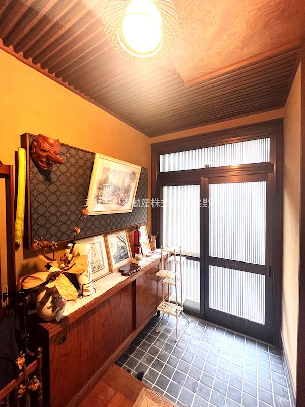 長野市上松　中古戸建 現地写真（玄関）