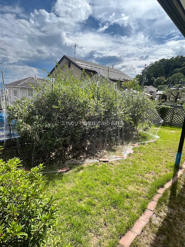 長野市安茂里　中古住宅 現地写真（庭）