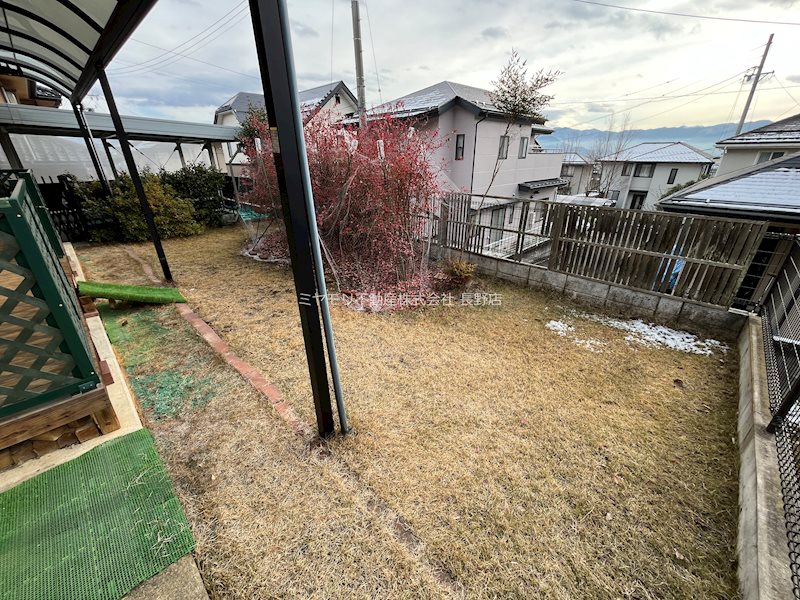 長野市安茂里　中古住宅 現地写真（庭）