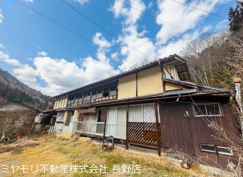 信州新町越道　中古戸建 現地写真