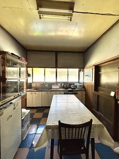 佐久市新子田　中古戸建 内観写真（キッチン）