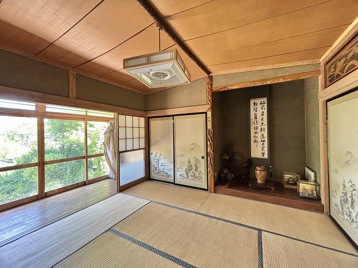佐久市新子田　中古戸建 内観写真（リビング以外の居室）