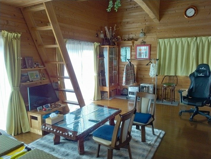 佐久市内山　中古戸建 内観写真（リビング）