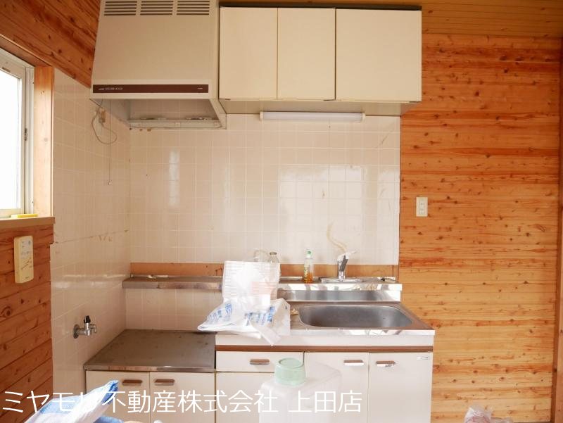 小県郡青木村沓掛　中古戸建 内観写真（キッチン）