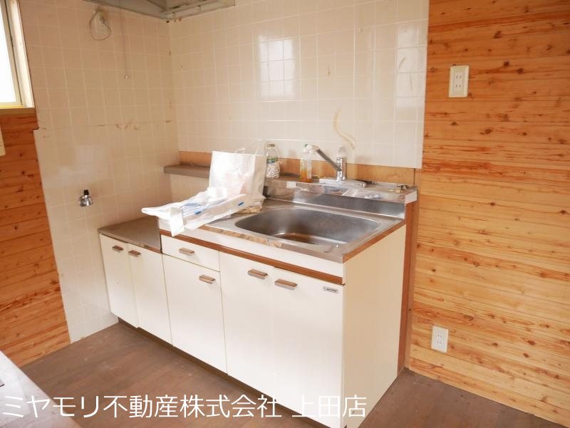 小県郡青木村沓掛　中古戸建 内観写真（キッチン）