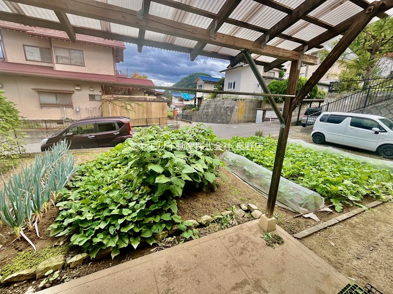 長野市小鍋　中古戸建 現地写真（庭）