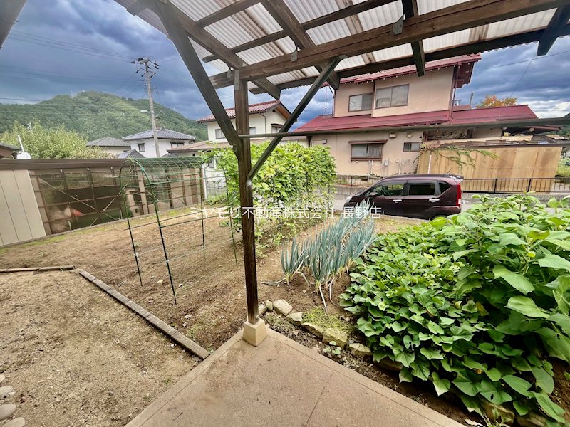 長野市小鍋　中古戸建 現地写真（庭）