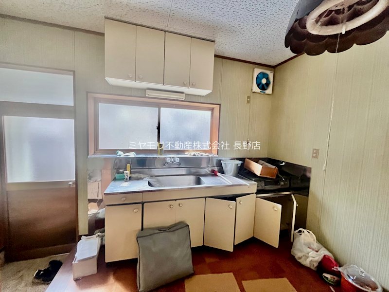 長野市小鍋　中古戸建 内観写真（キッチン）