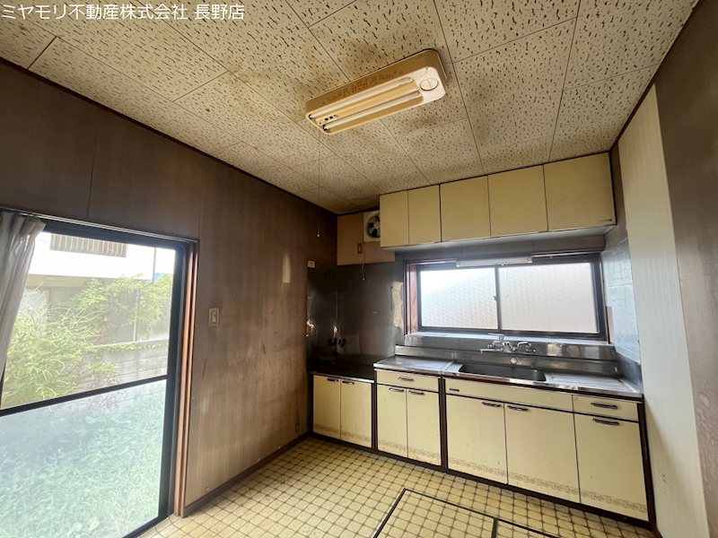千曲市上徳間　中古戸建 内観写真（キッチン）