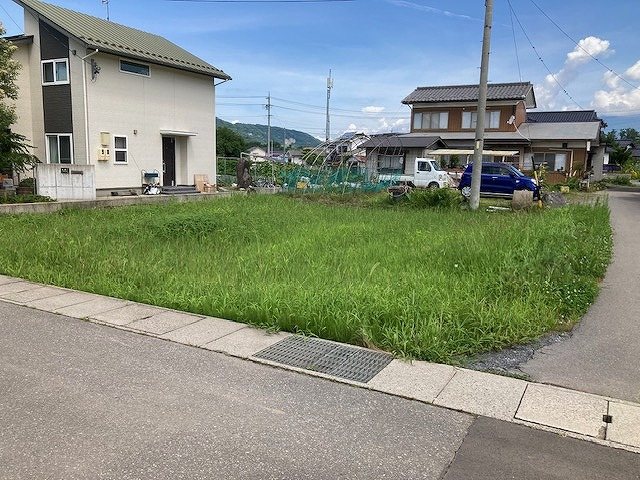 小諸市耳取　土地 現地写真