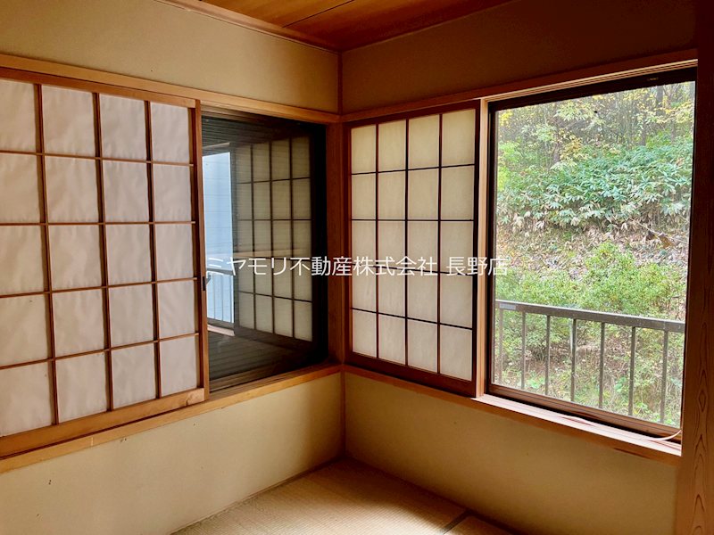千曲市八幡　中古戸建 内観写真（リビング以外の居室）