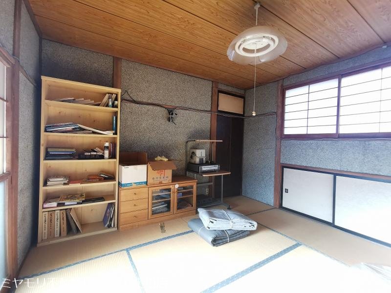 東御市加沢　戸建 内観写真（リビング以外の居室）