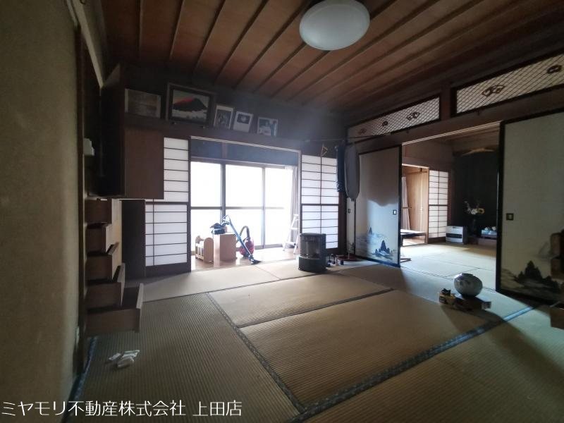 東御市加沢　戸建 内観写真（リビング以外の居室）