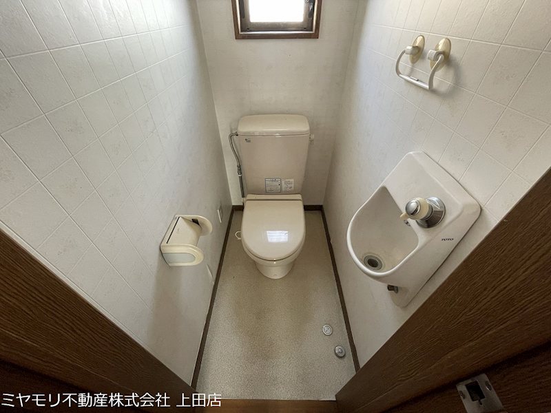上田市国分　中古戸建 内観写真（トイレ）