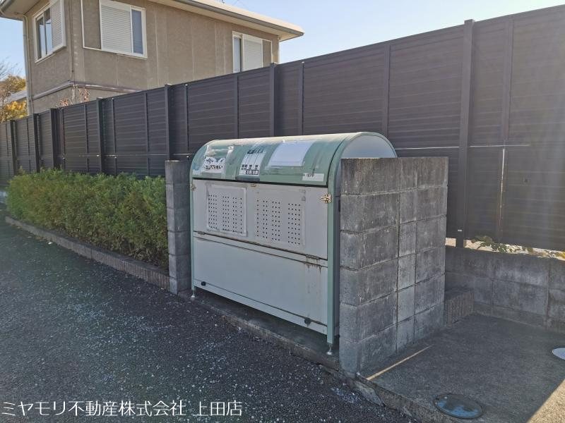 上田市古里　中古アパート その他