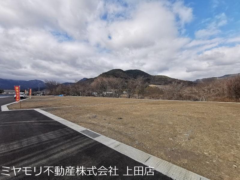 上田市仁古田　土地 現地写真