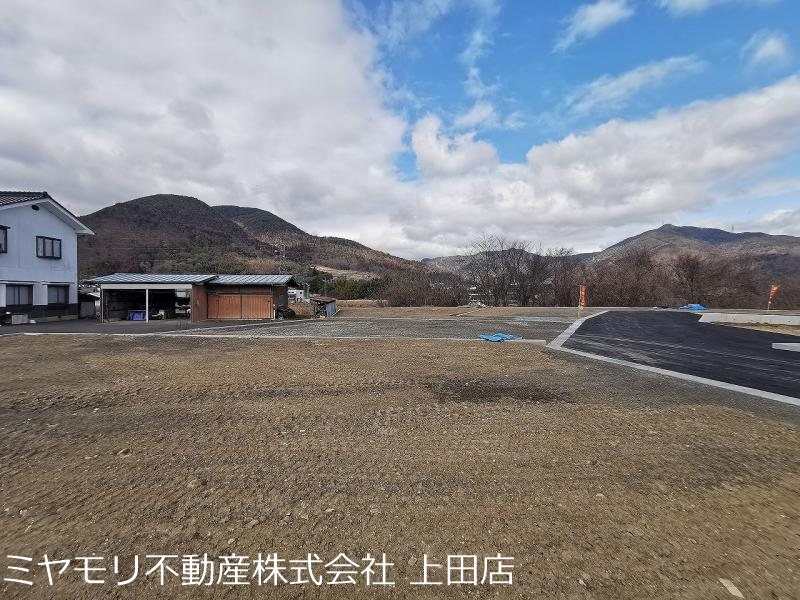 上田市仁古田　土地 現地写真