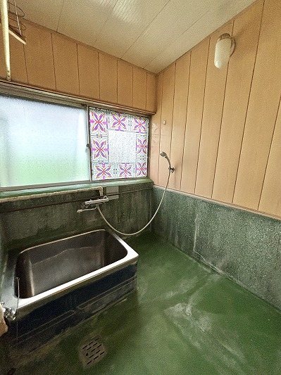 小諸市鶴巻　中古戸建 内観写真（浴室）