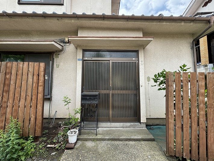 小諸市鶴巻　中古戸建 現地写真（玄関）