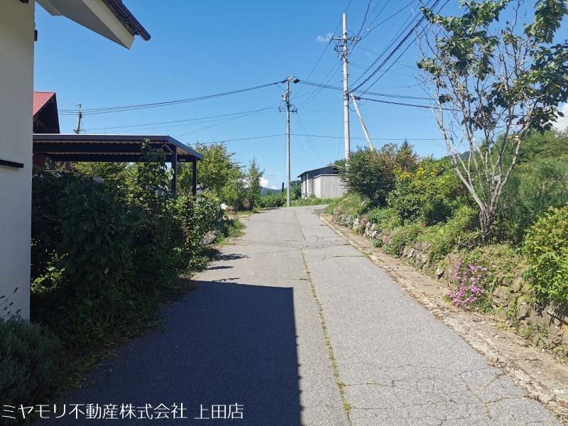 上田市殿城　土地 現地写真