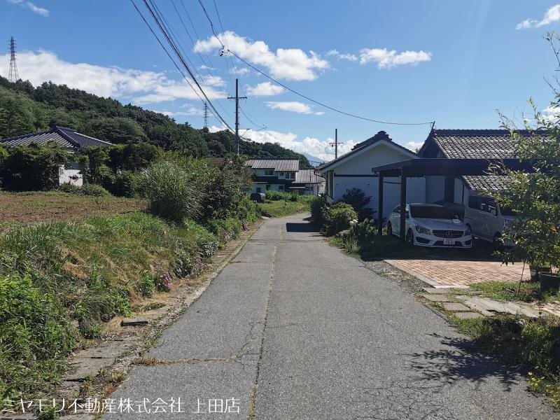 上田市殿城　土地 現地写真
