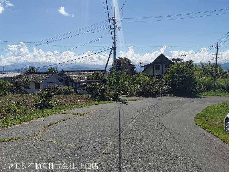 上田市殿城　土地 現地写真