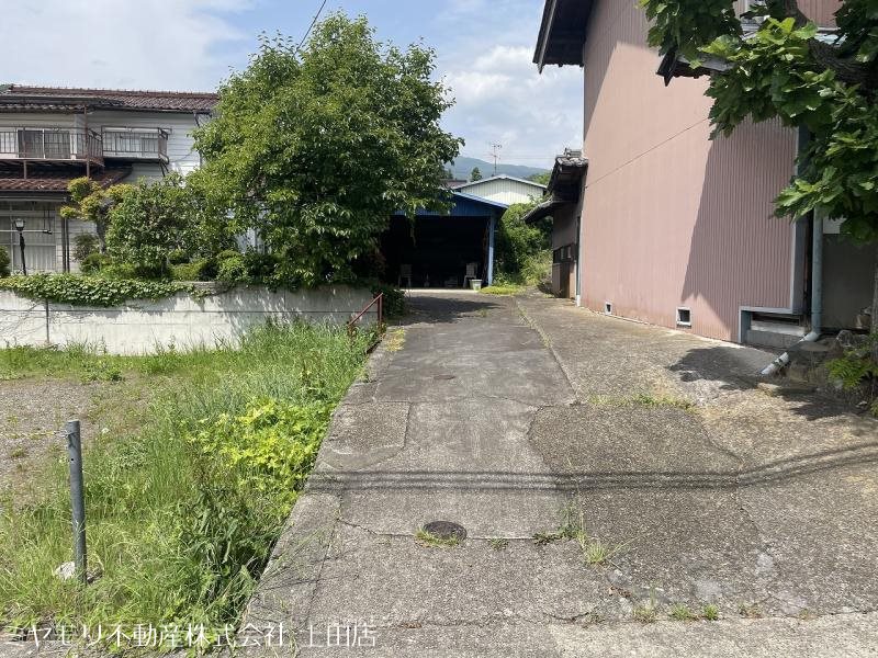 【商談中】東御市祢津　中古戸建 現地写真