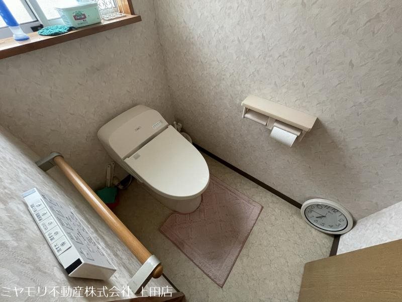 【商談中】東御市祢津　中古戸建 内観写真（トイレ）