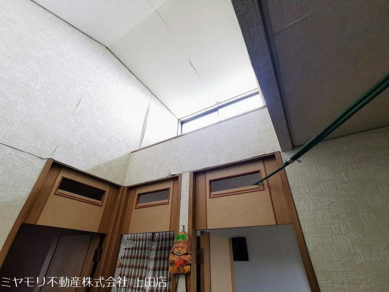 上田市上野　中古戸建 内観写真（内装）