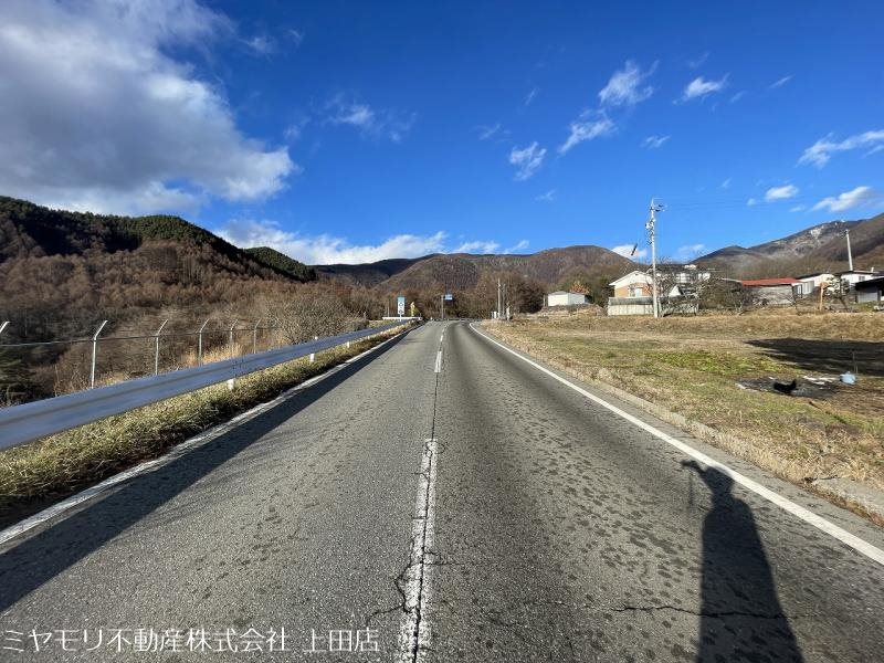 東御市新張　土地 現地写真