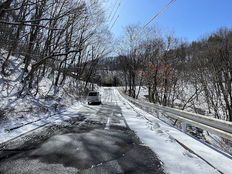 小諸市大久保　土地 現地写真（前面道路含む現地写真）