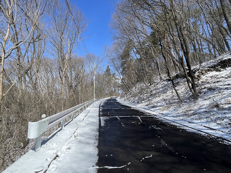 小諸市大久保　土地 現地写真（前面道路含む現地写真）