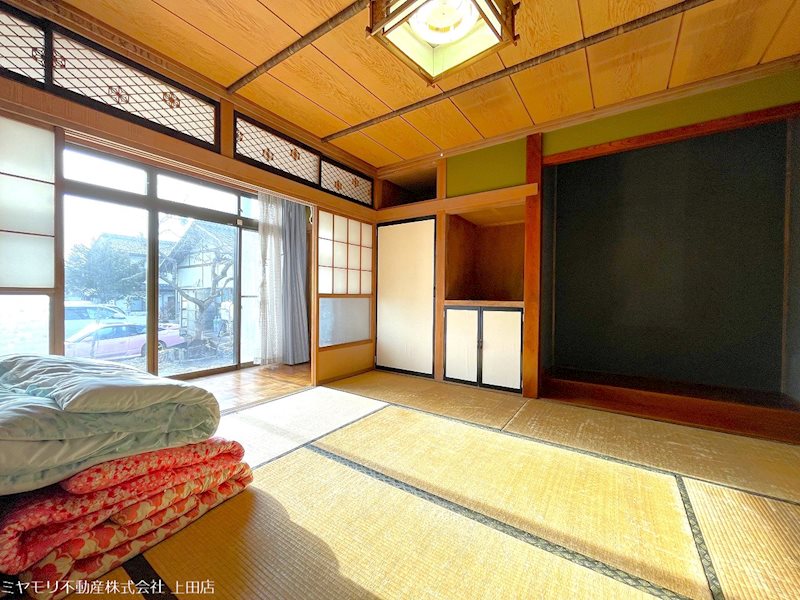 東御市常田 中古戸建 内観写真（リビング）