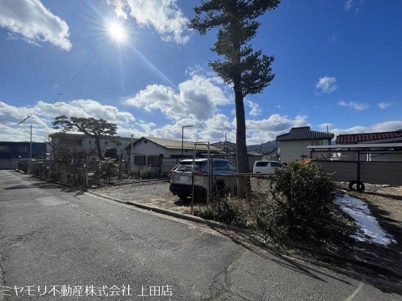上田市緑が丘二丁目　土地 現地写真