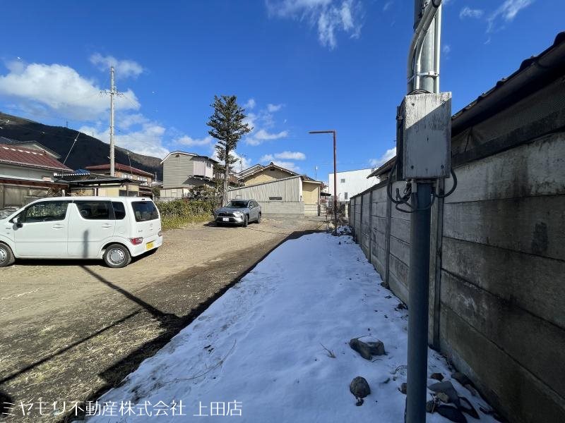 上田市緑が丘二丁目　土地 現地写真
