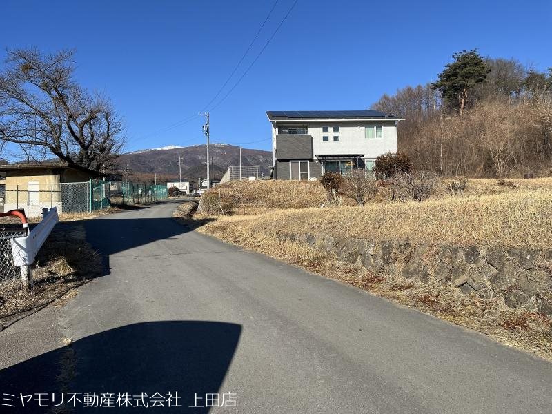 東御市新張　土地 現地写真
