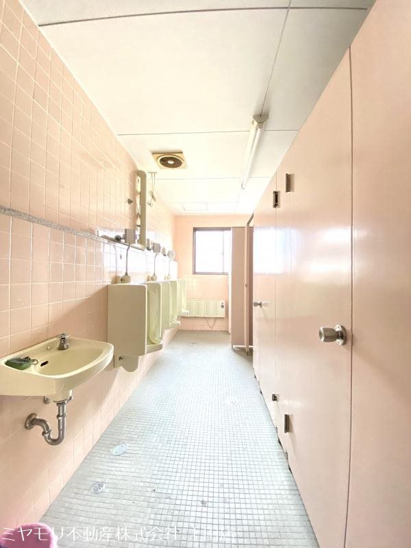 上田市常磐城2丁目　事業用建物 内観写真（トイレ）